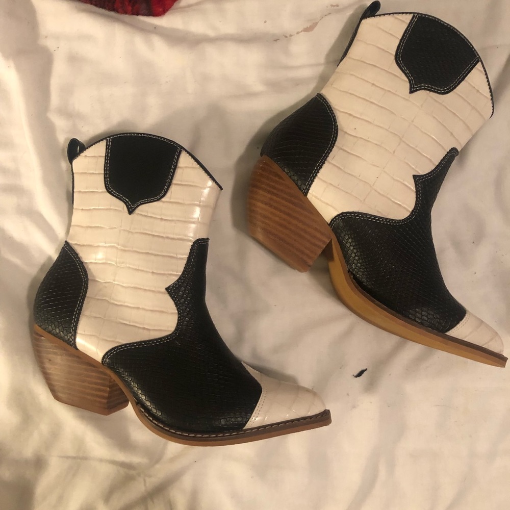 western ankle boots